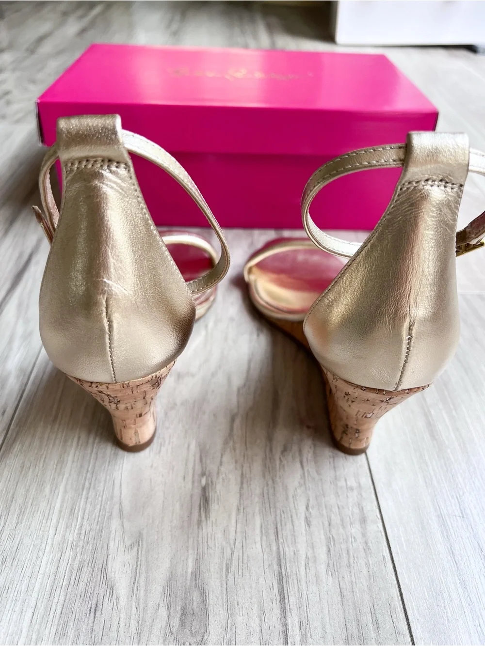 Lilly Pulitzer Jenna Wedge Sandals — Gold Metallic, Size 8.5